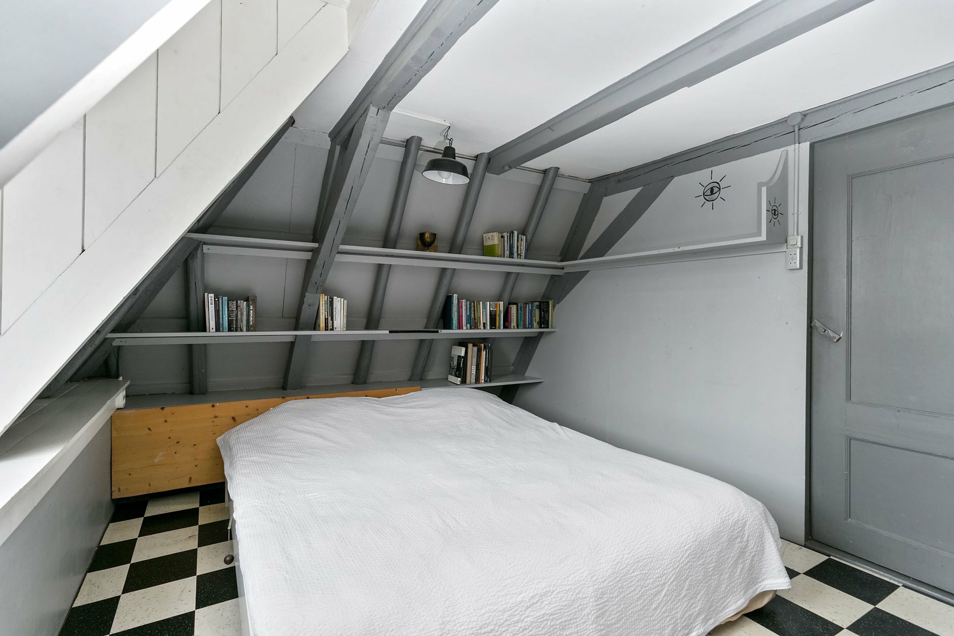 #theroomwiththecircustentceiling →